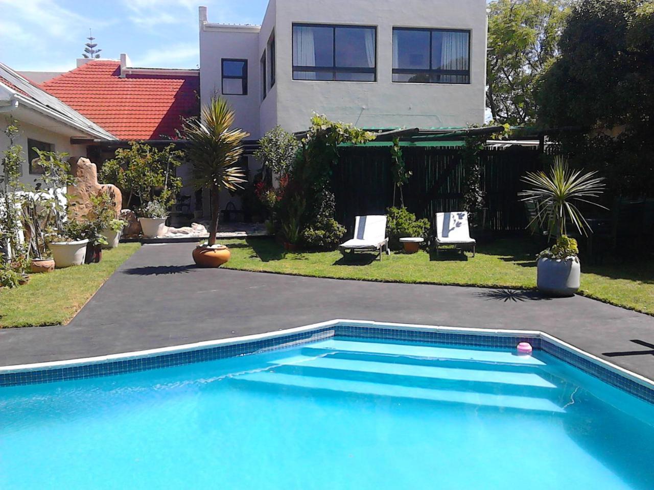 Port House Hotell Bloubergstrand Eksteriør bilde